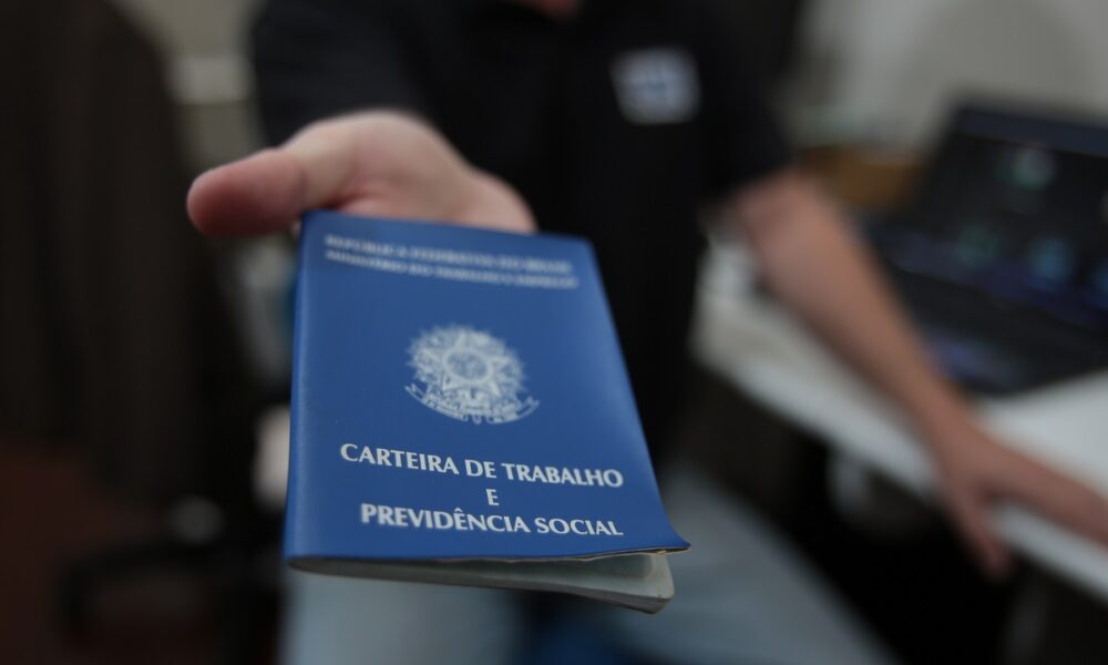 Emprego em SC: Sine Oferta Mais de 8,7 Mil Vagas!